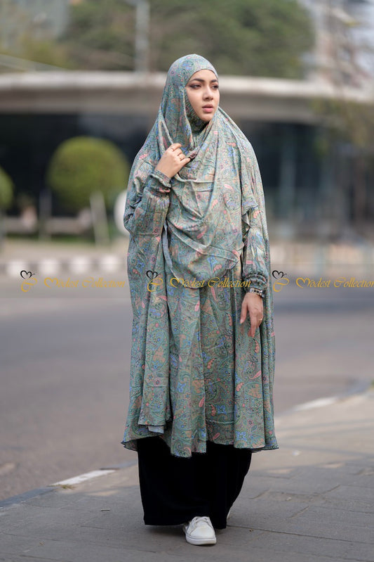 Niqab Khimar with pockets Paisley Green - Modest Collection