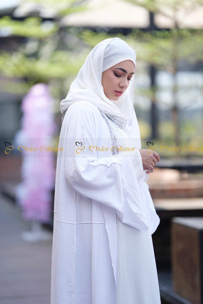 Bianca two piece Abaya with Shrug set for Umrah - Modest Collection