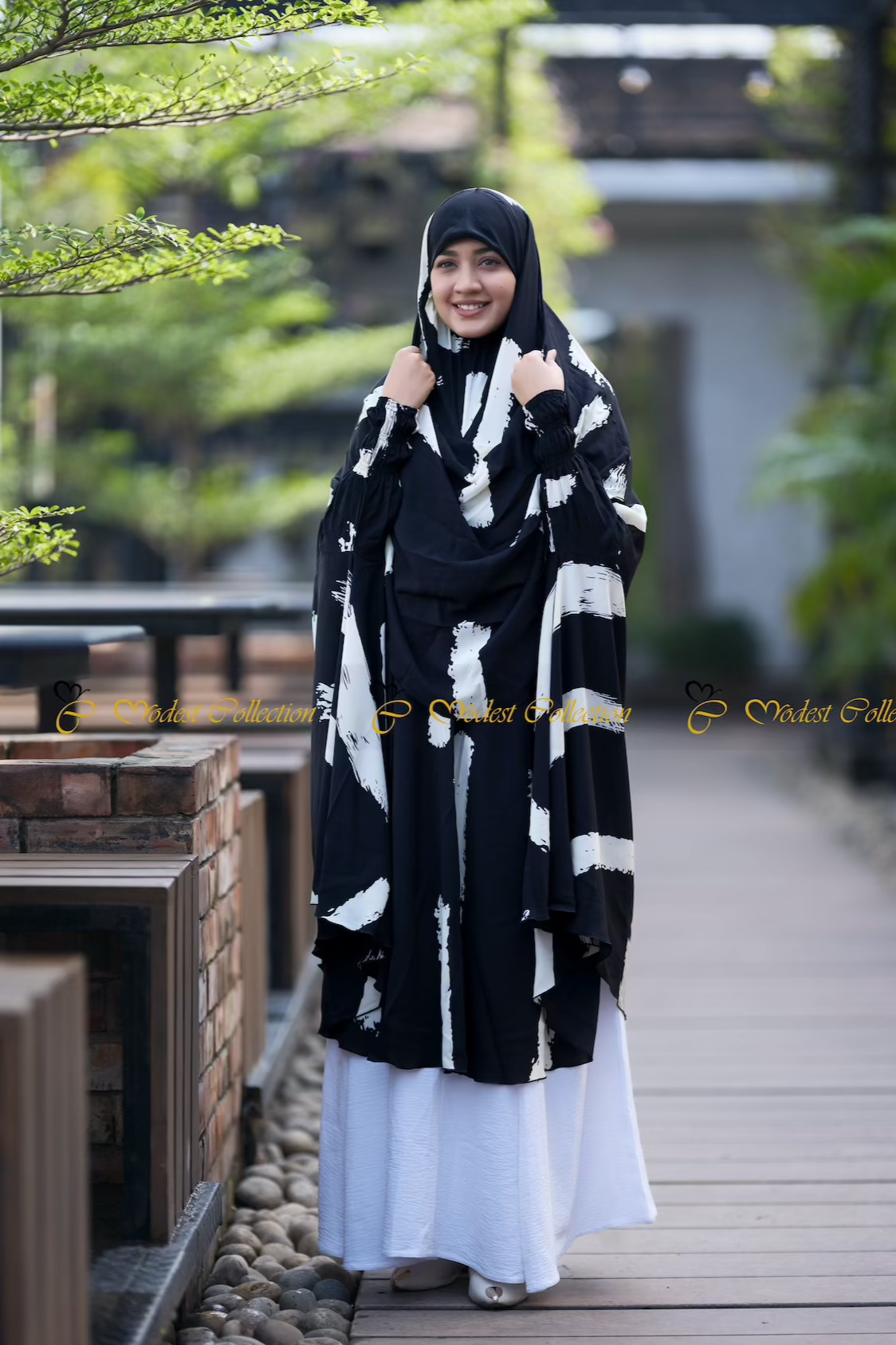 Georgette Niqab Khimar with pockets Monochrome